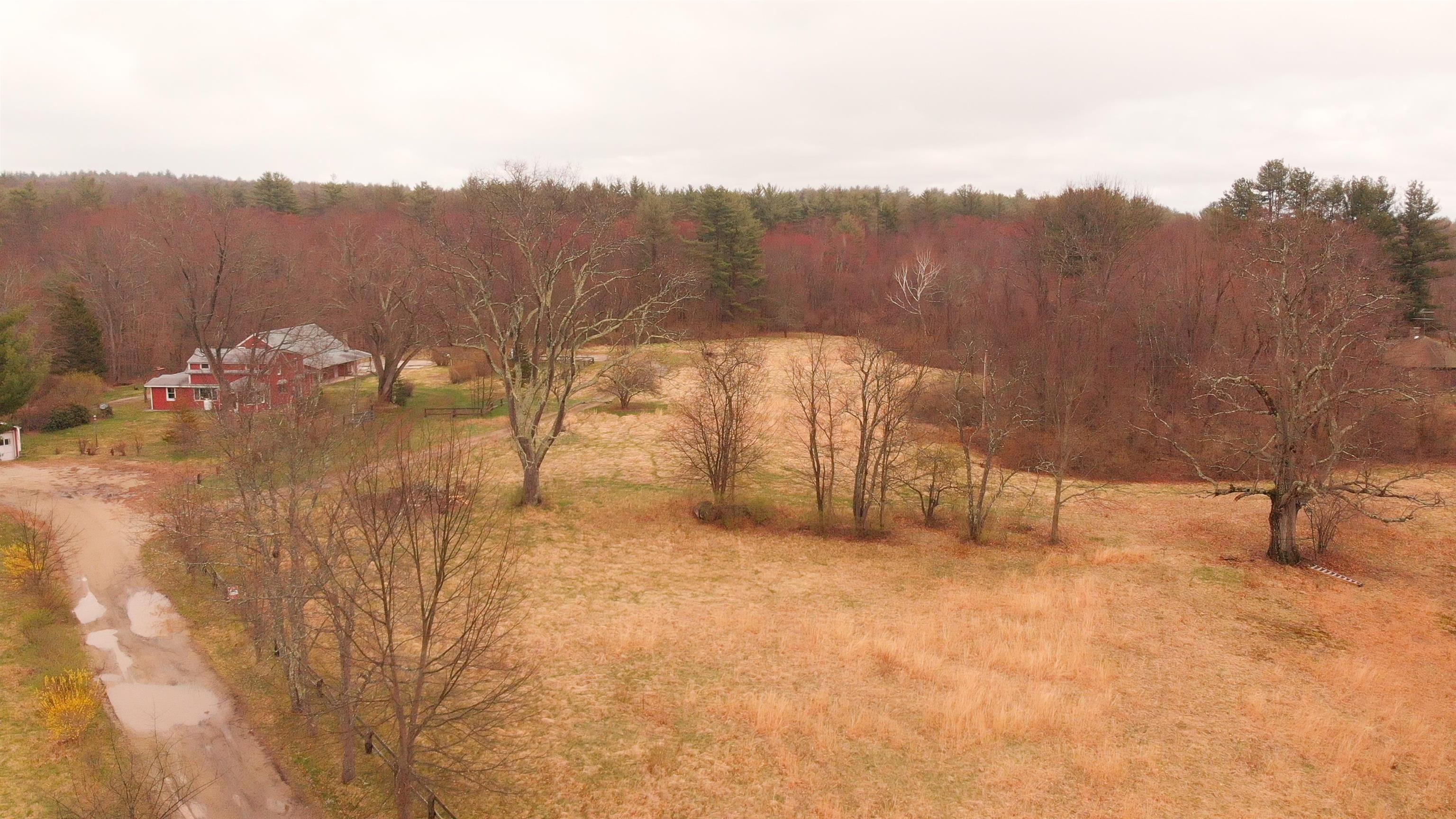 32 Merrimack Road Amherst, NH 03031 - Photo 8 of 12