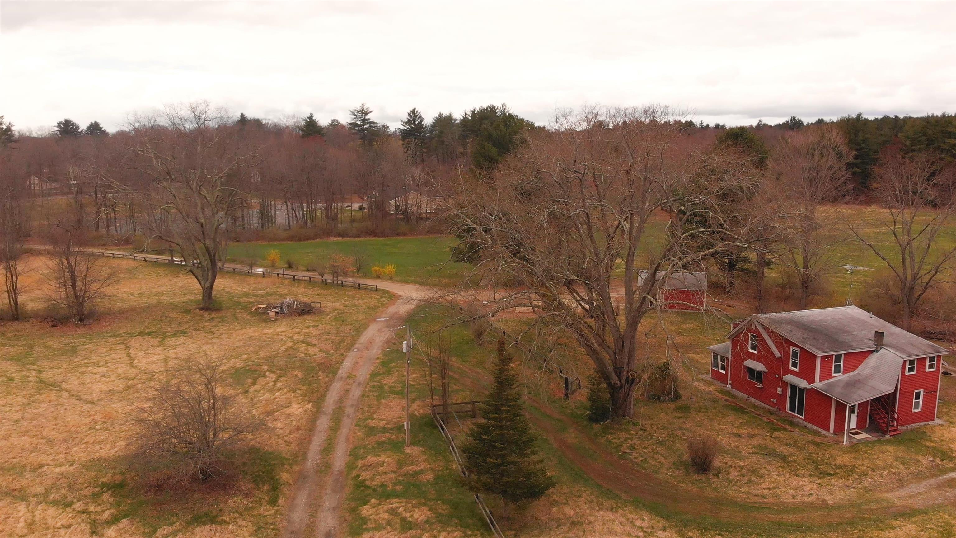 32 Merrimack Road Amherst, NH 03031 - Photo 9 of 12
