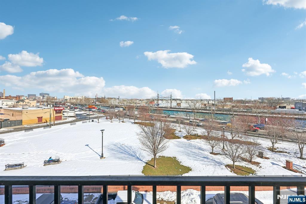 15 Tichenor Street, Unit 407 Newark, NJ 07102 - Photo 25 of 26