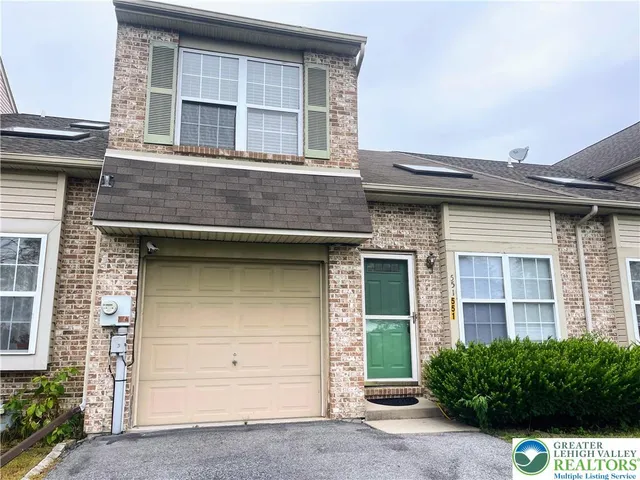 $2,400 | 551 Wild Mint Lane, Allentown, PA 18104