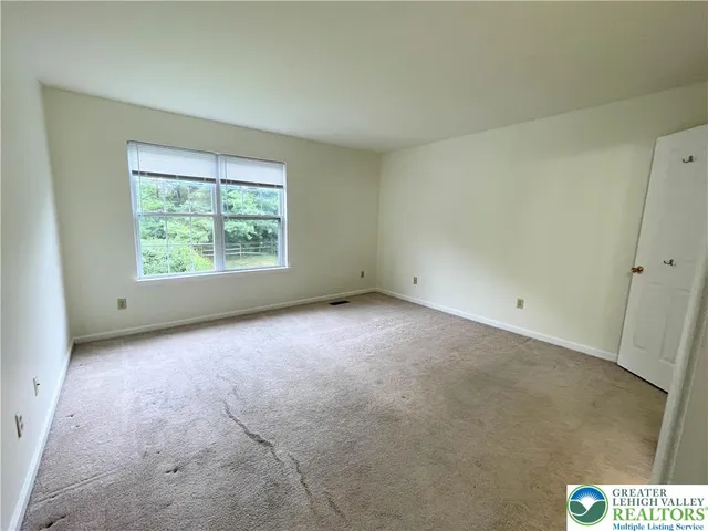 $2,400 | 551 Wild Mint Lane, Allentown, PA 18104