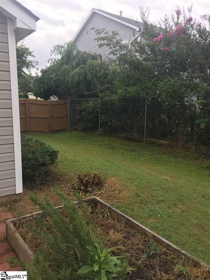 324 Hampton Ridge Drive Greer, SC 29651 - Photo 12 of 15