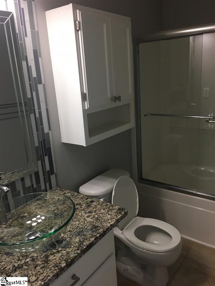 324 Hampton Ridge Drive Greer, SC 29651 - Photo 5 of 15