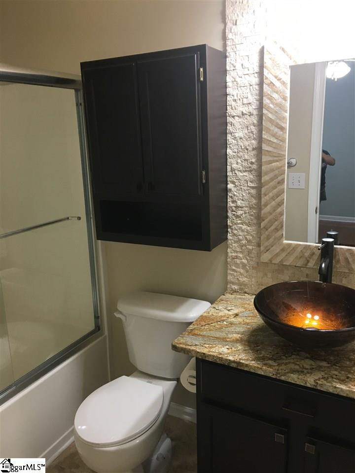 324 Hampton Ridge Drive Greer, SC 29651 - Photo 9 of 15