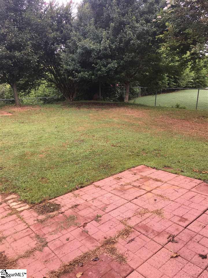 324 Hampton Ridge Drive Greer, SC 29651 - Photo 10 of 15