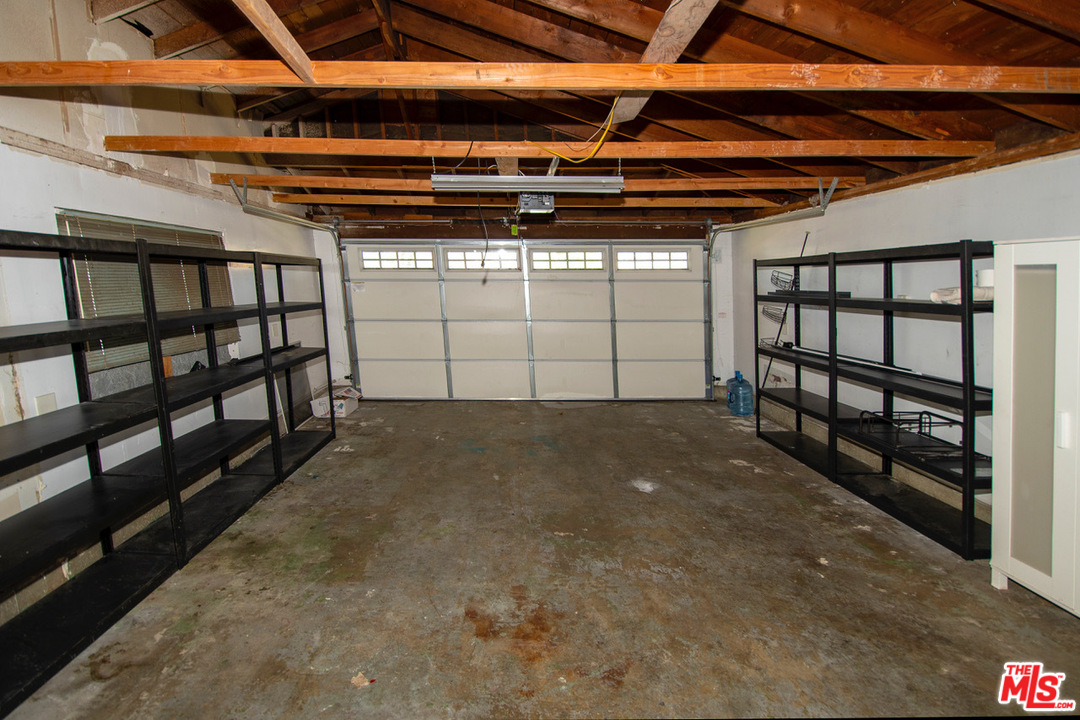 1238 Sultan Circle Carson, CA 90746 - Photo 18 of 18 a view of a garage room