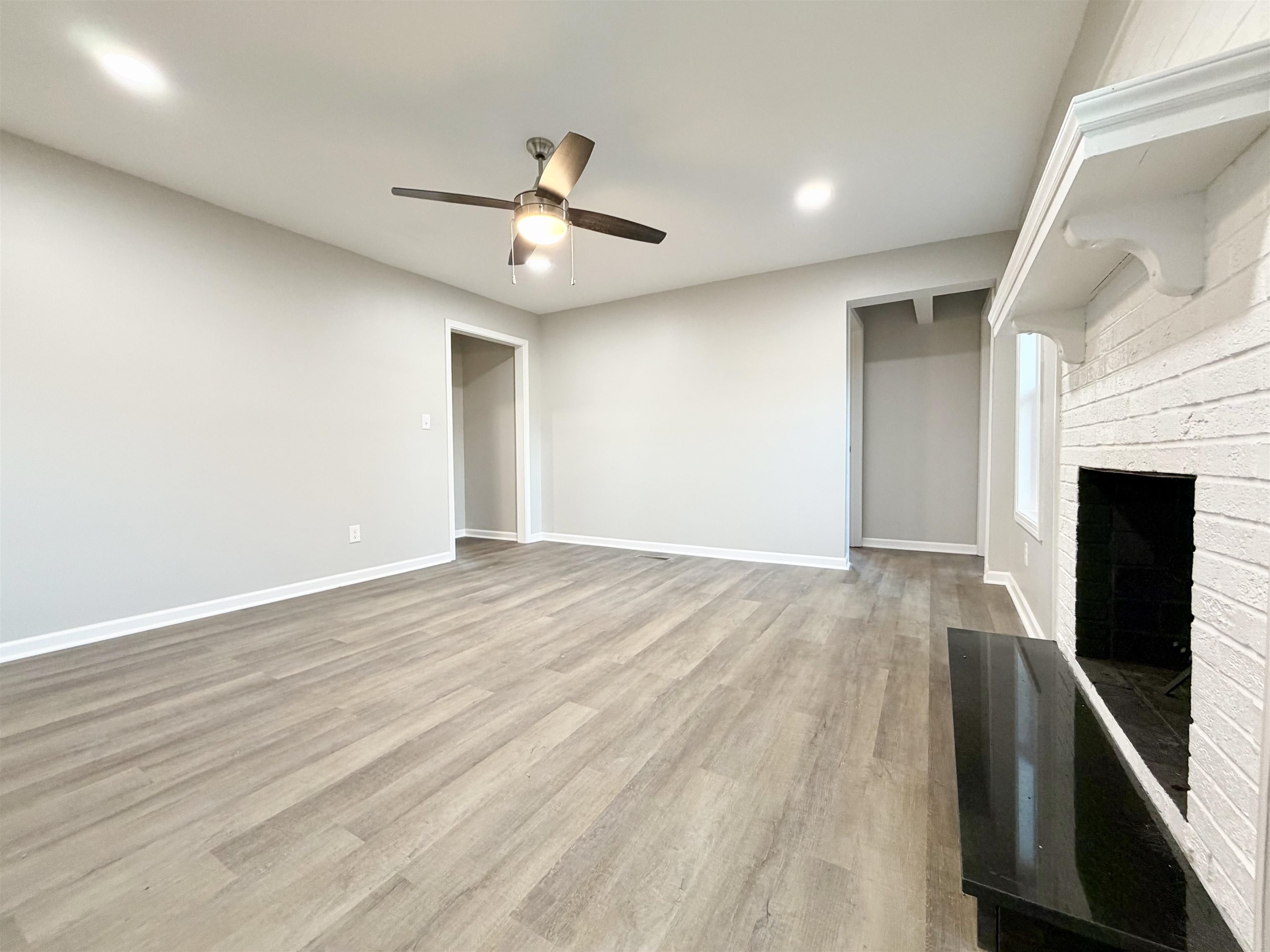107 Short Alley Gaffney, SC 29341 - Photo 3 of 26 Living Room