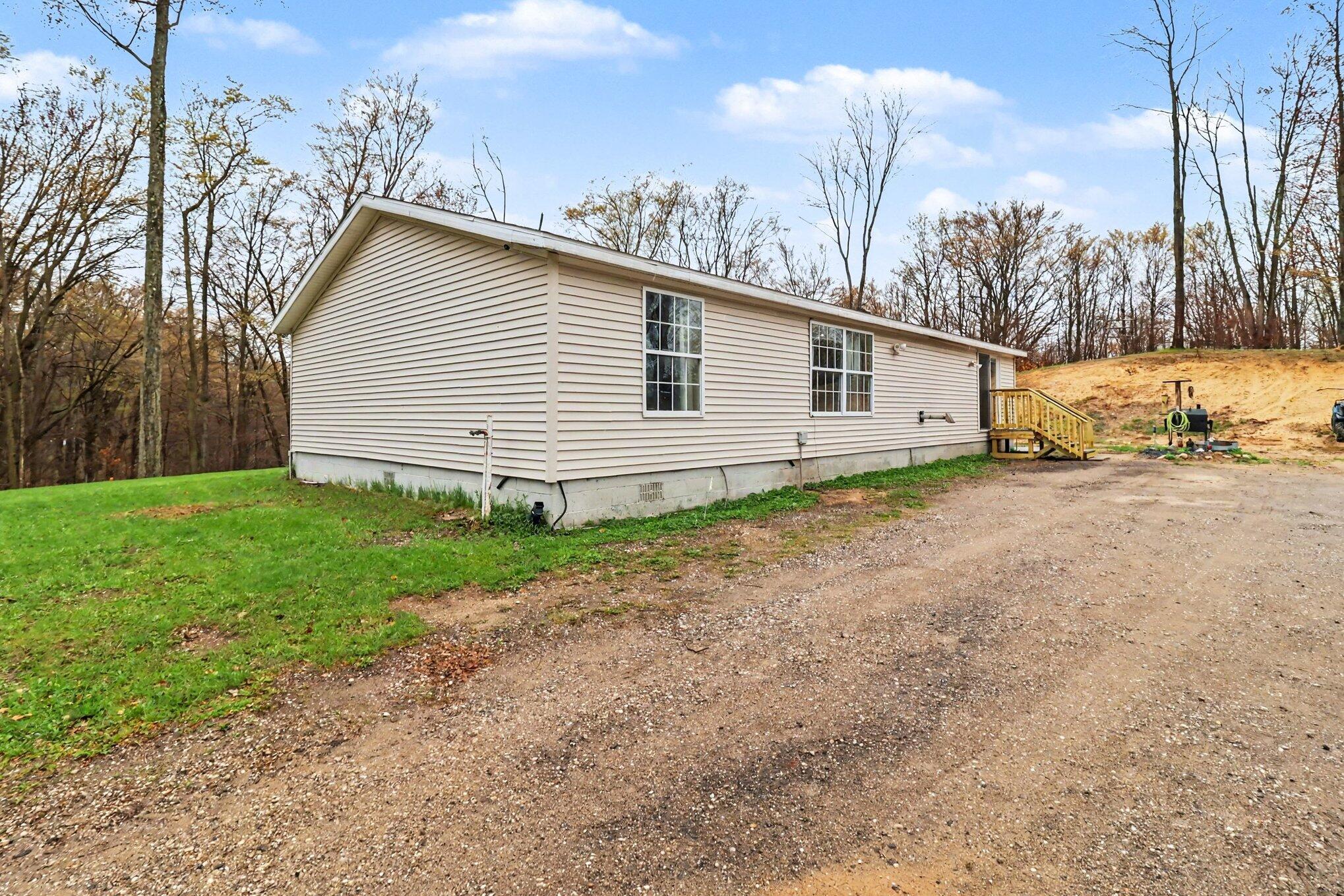 6547 South Outer Loop Drive Custer, MI 49405 - Photo 28 of 38 023_file_8346