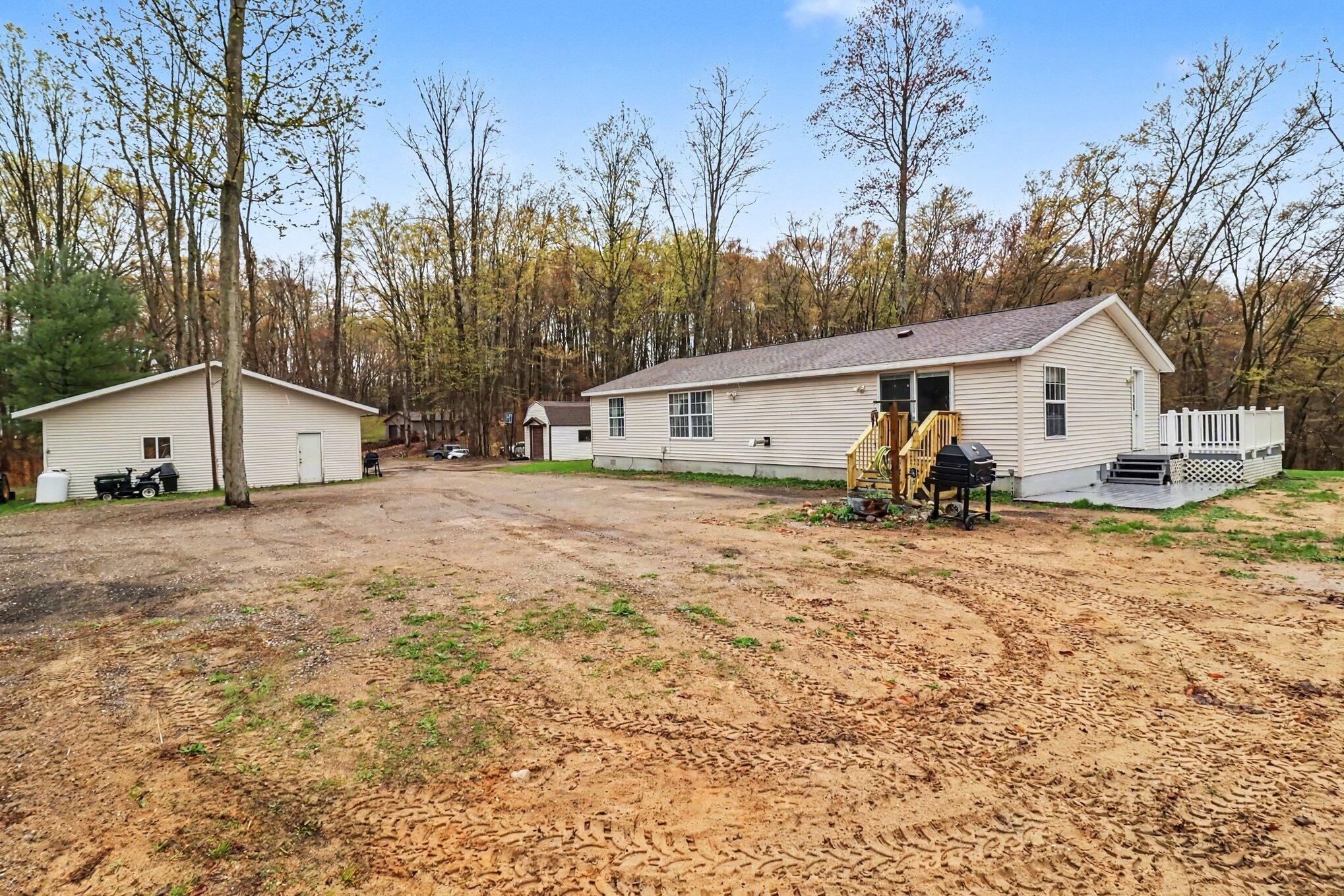 6547 South Outer Loop Drive Custer, MI 49405 - Photo 6 of 38 002_file_8118