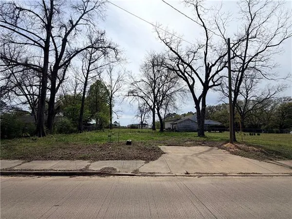 $25,000 | 1413 Singer Drive, Pineville, LA 71360