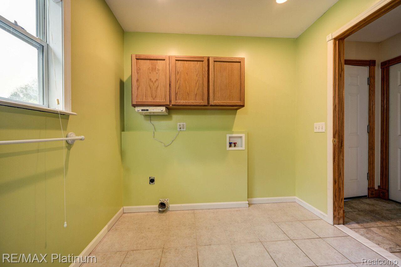 5341 Lobdell Road Fenton, MI 48430 - Photo 30 of 41 Gallery Image 30