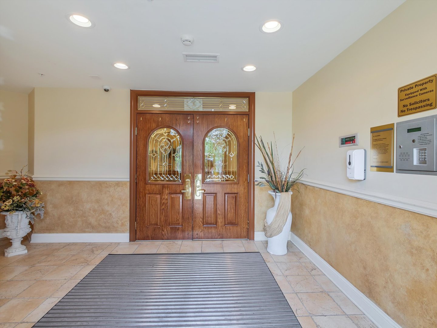 1 Itasca Road, Unit 108 Addison, IL 60101 - Photo 3 of 33 Gallery Image 3