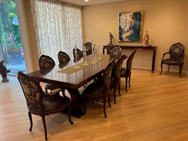 $2,500,000 | 990 Sheridan Road, Highland Park, IL 60035