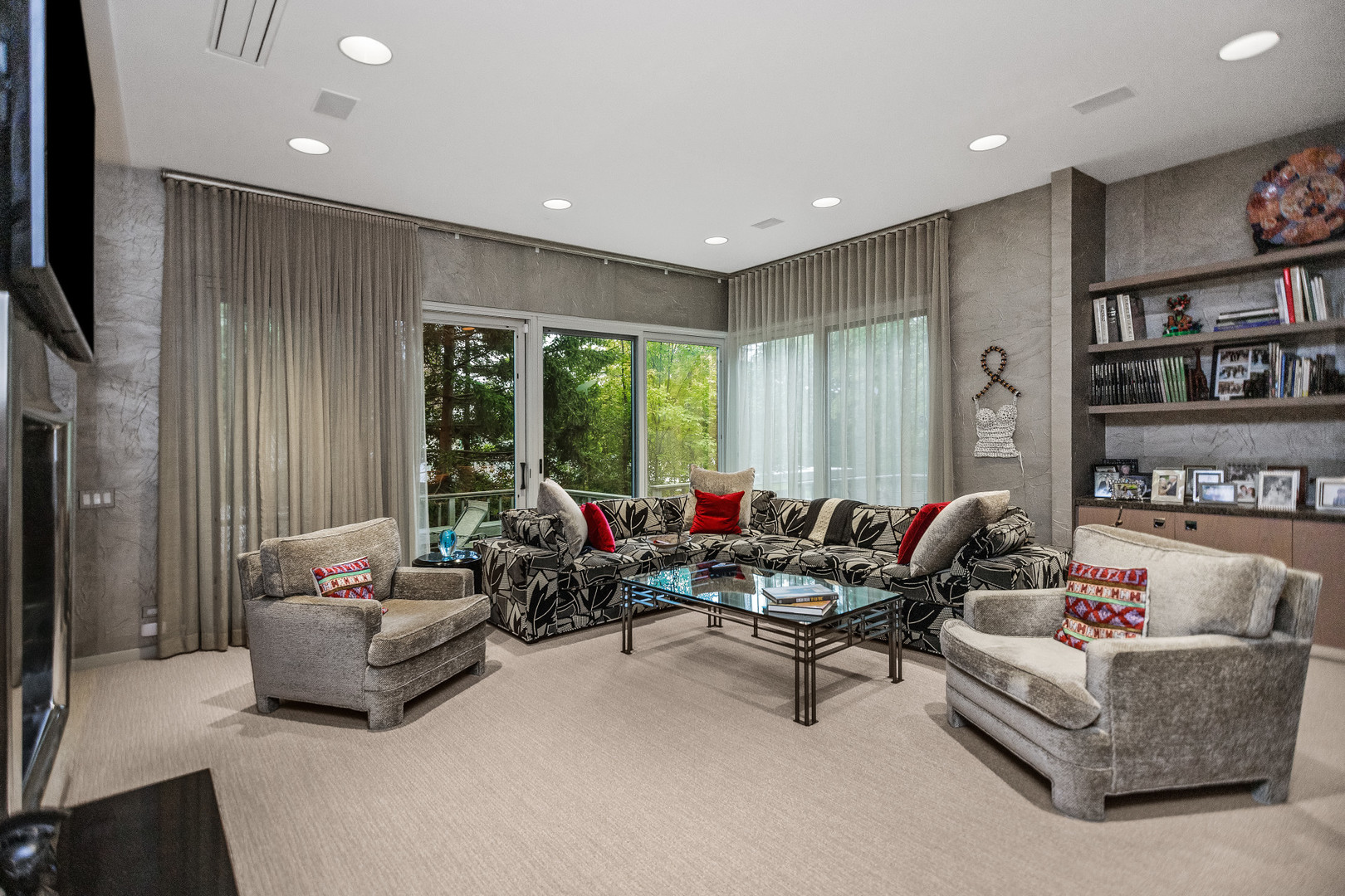 990 Sheridan Road Highland Park, IL 60035 - Photo 17 of 39