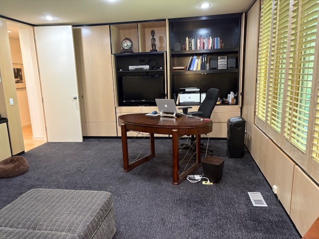 990 Sheridan Road Highland Park, IL 60035 - Photo 27 of 39