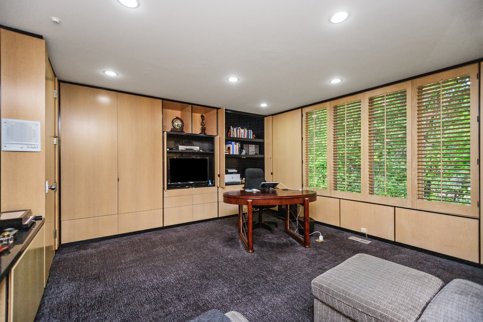 990 Sheridan Road Highland Park, IL 60035 - Photo 29 of 39