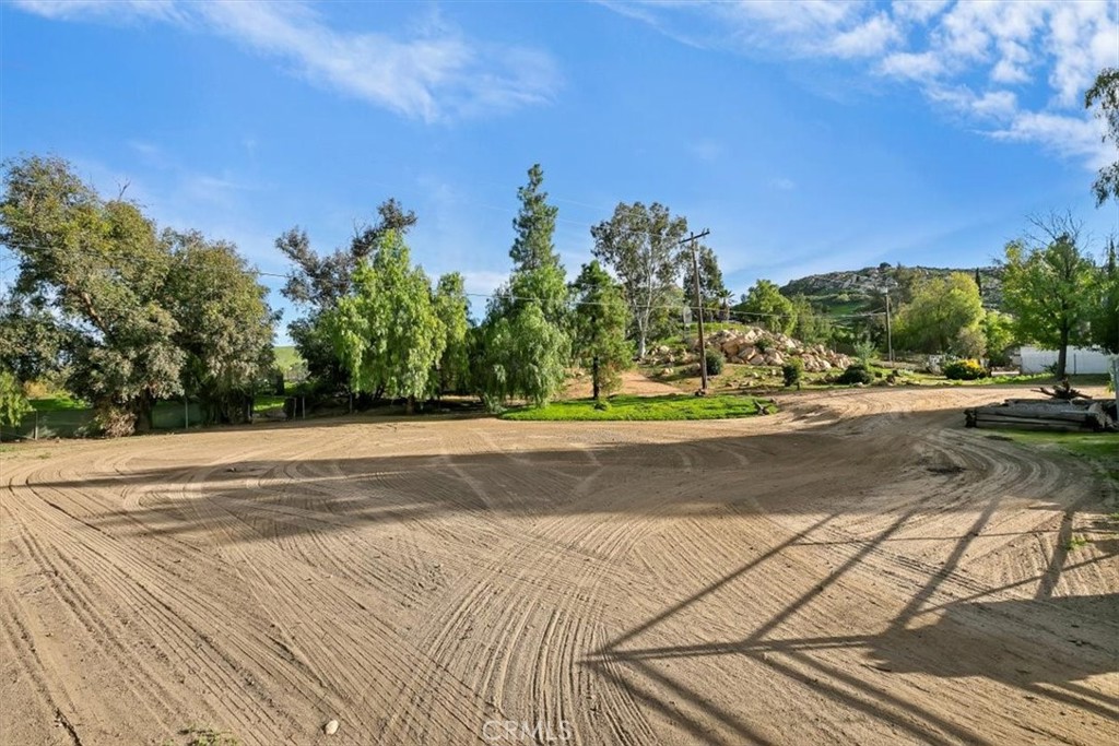 20098 Smith Perris, CA 92570 - Photo 41 of 50