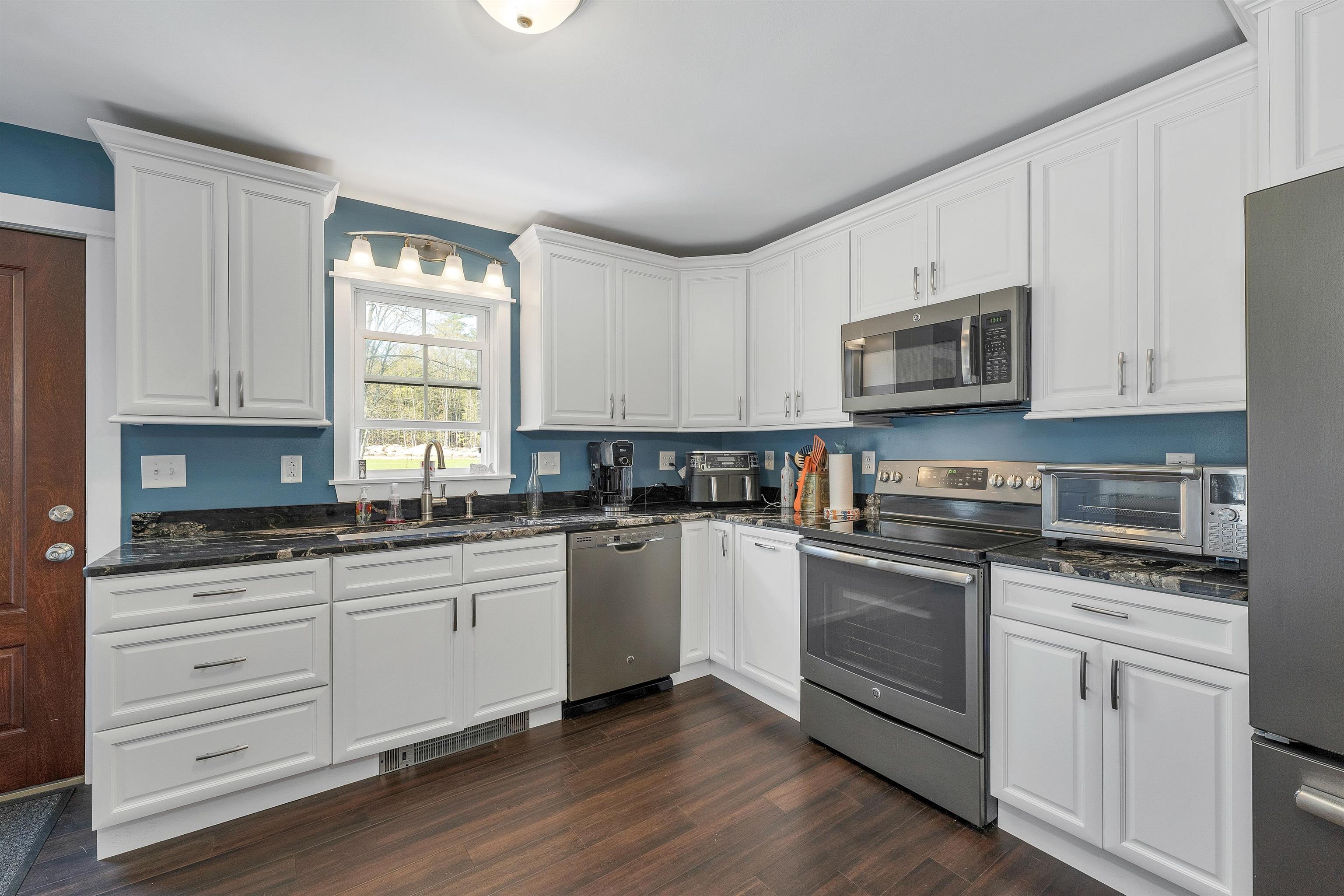205 Shaker Road Northfield, NH 03276 - Photo 11 of 32