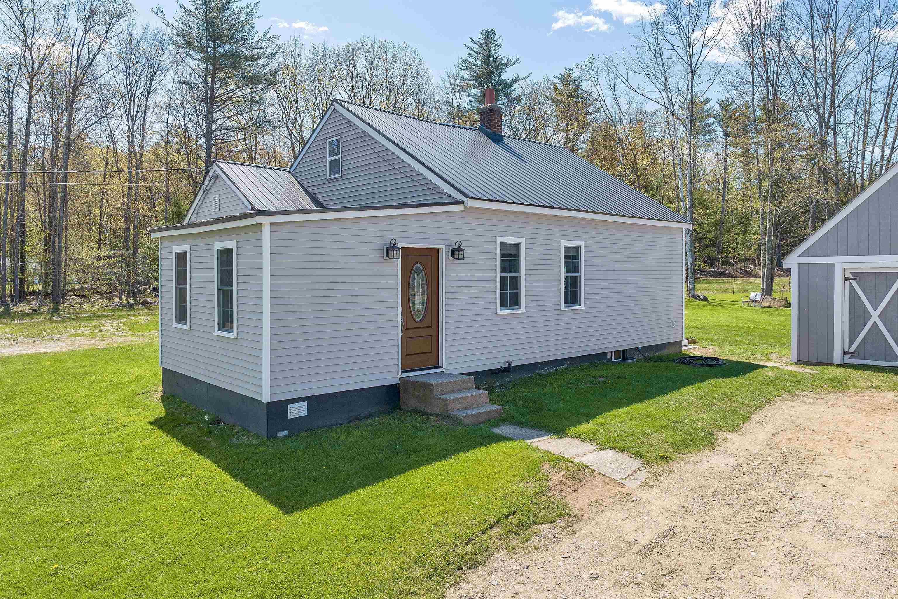 205 Shaker Road Northfield, NH 03276 - Photo 2 of 32