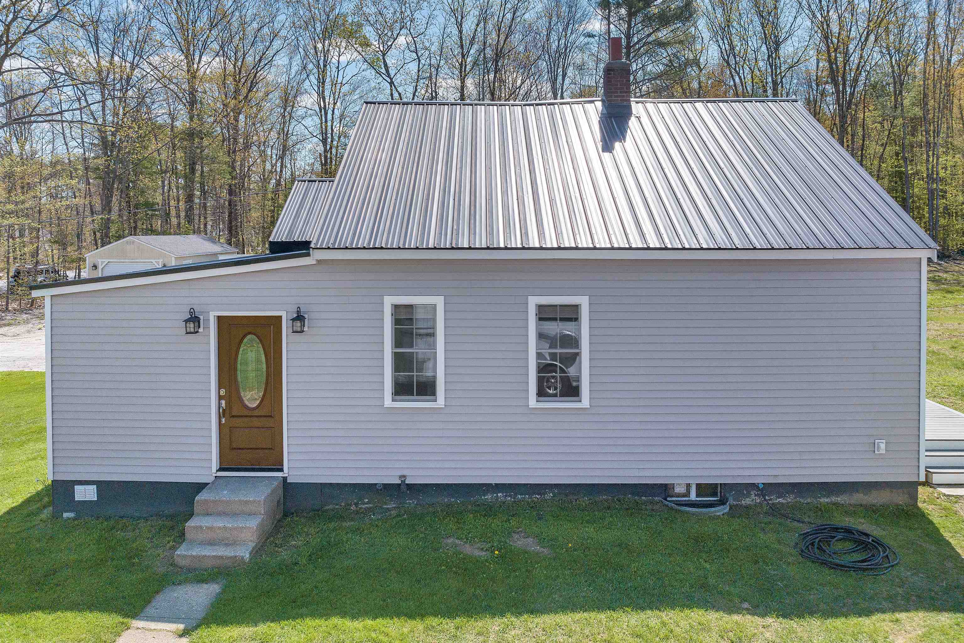 205 Shaker Road Northfield, NH 03276 - Photo 4 of 32