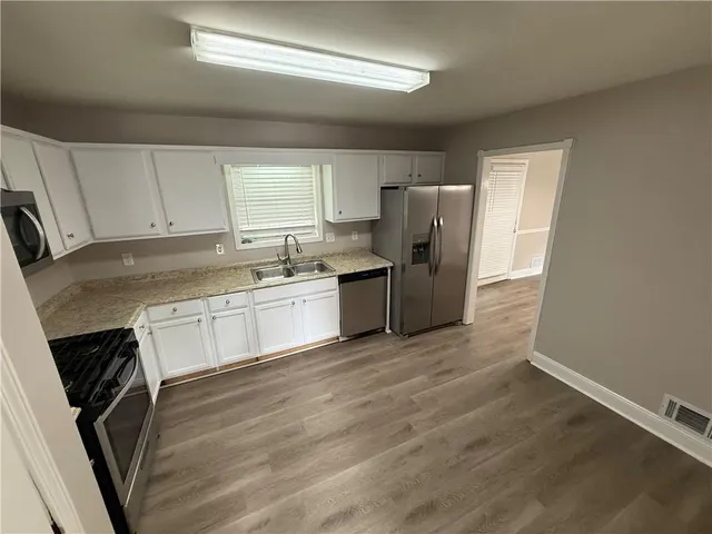 $304,900 | 8080 Sumit Creek Drive Northwest, Kennesaw, GA 30152