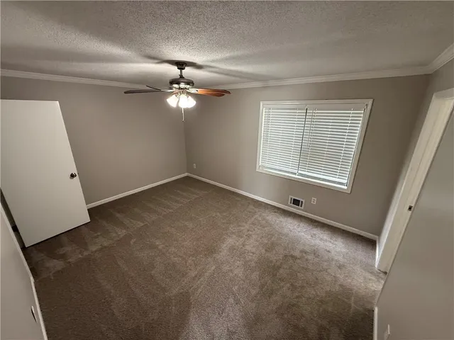 $304,900 | 8080 Sumit Creek Drive Northwest, Kennesaw, GA 30152