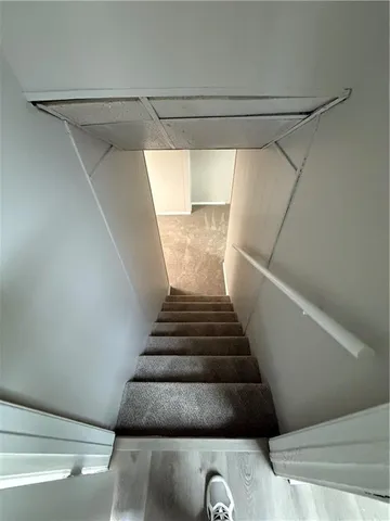 $304,900 | 8080 Sumit Creek Drive Northwest, Kennesaw, GA 30152