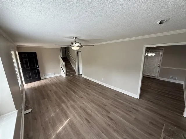 $304,900 | 8080 Sumit Creek Drive Northwest, Kennesaw, GA 30152