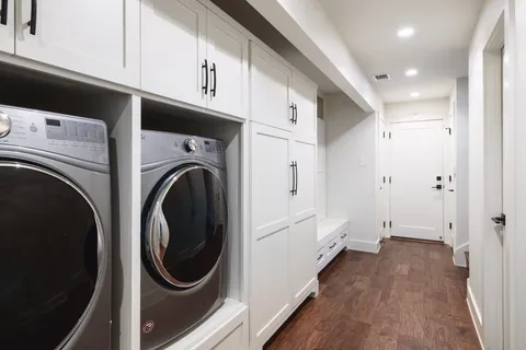 $1,750,000 | 6105 Highlandale Drive, Austin, TX 78731