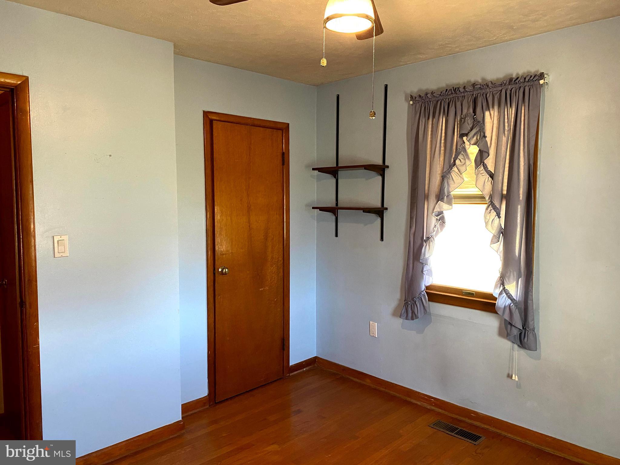 1558 North Hayfield Road Gore, VA 22637 - Photo 14 of 59 Gallery Image 14