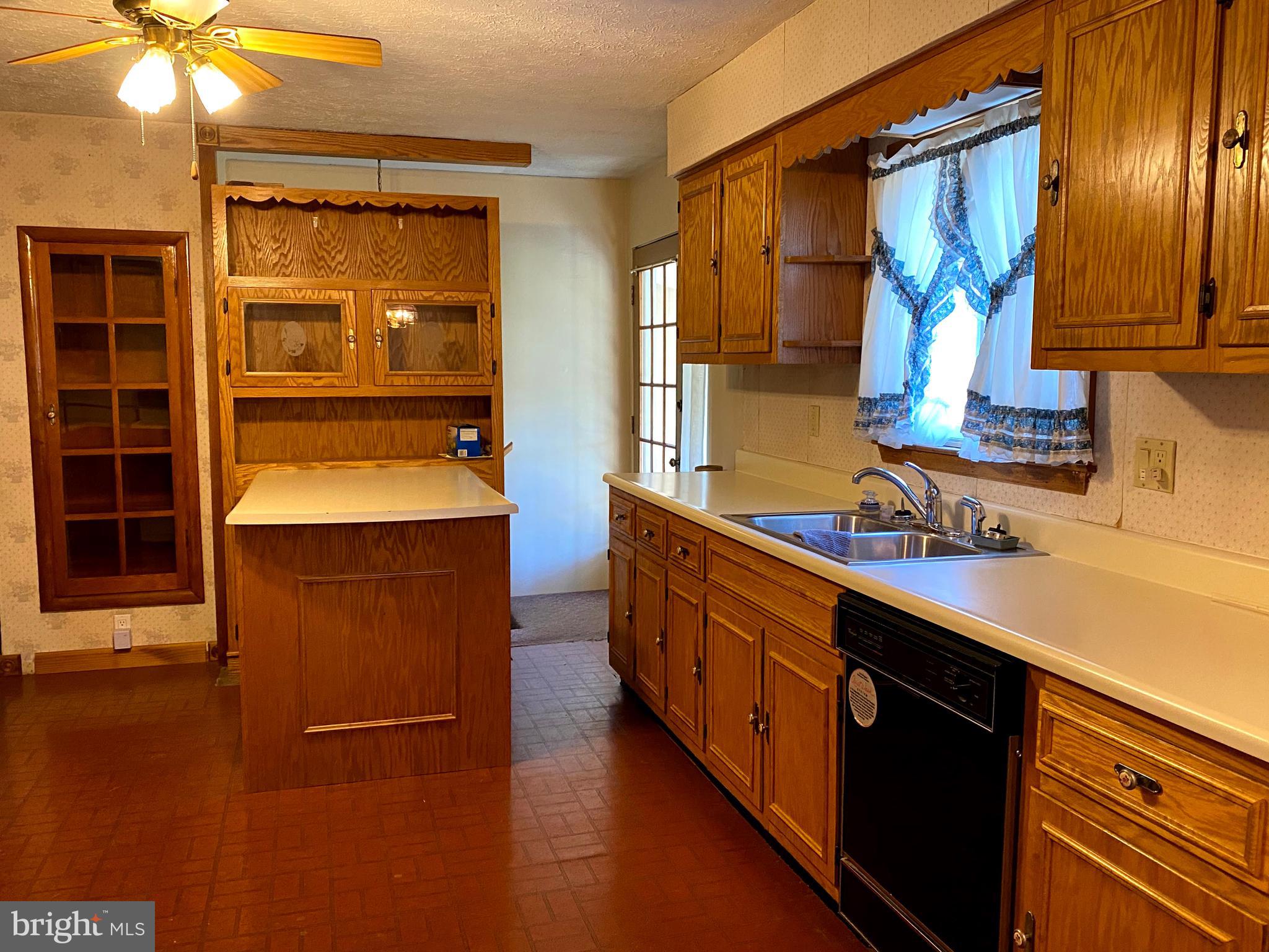 1558 North Hayfield Road Gore, VA 22637 - Photo 20 of 59 Gallery Image 20