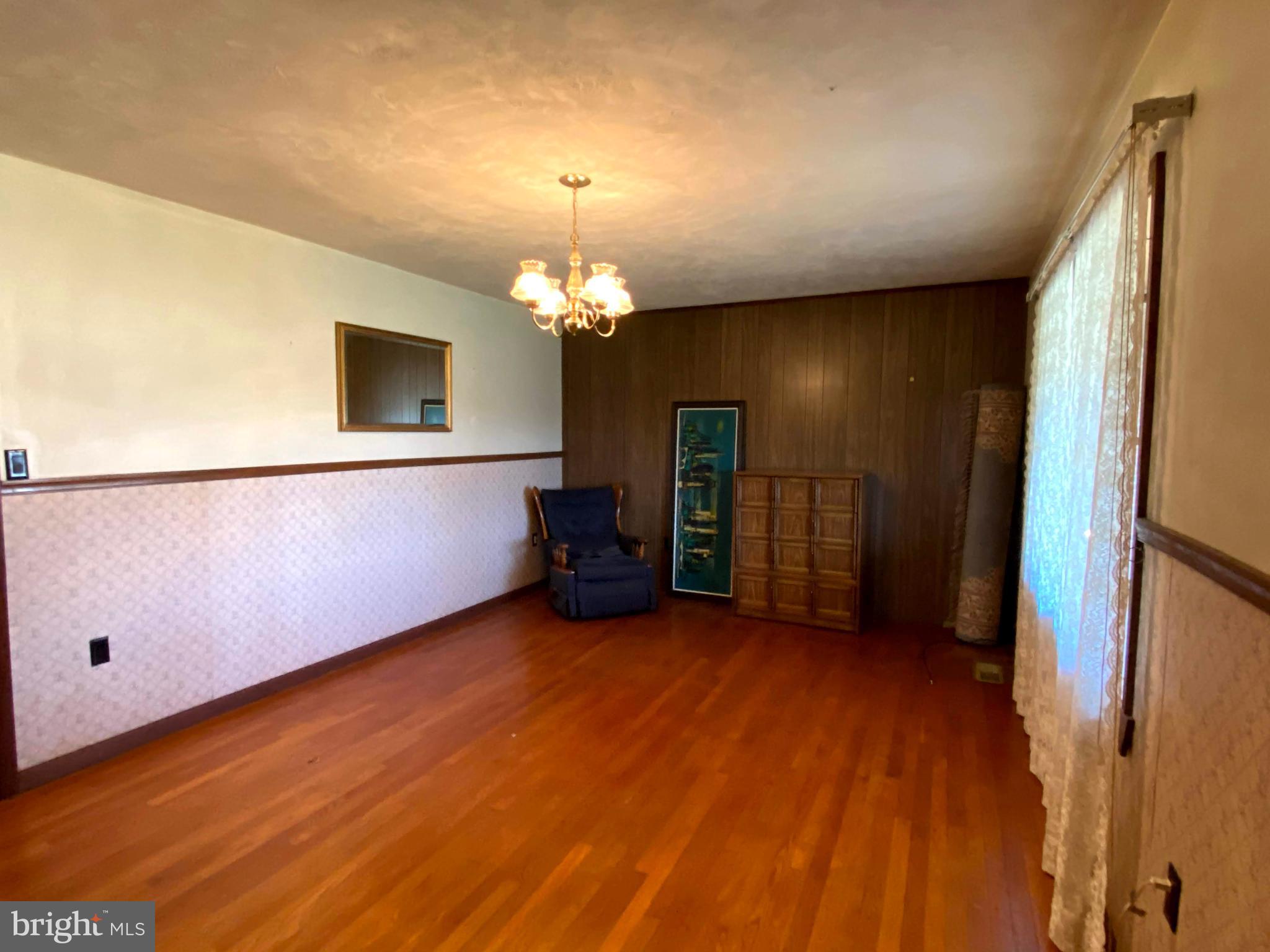 1558 North Hayfield Road Gore, VA 22637 - Photo 5 of 59 Gallery Image 5
