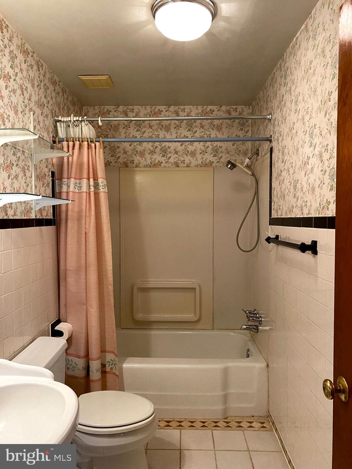 1558 North Hayfield Road Gore, VA 22637 - Photo 10 of 59 Gallery Image 10
