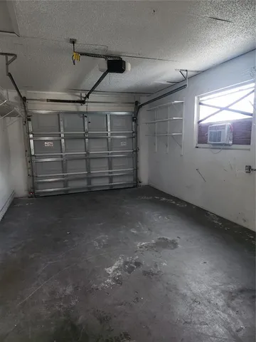 $2,200 | 3914 Gatewood Drive, Sarasota, FL 34232