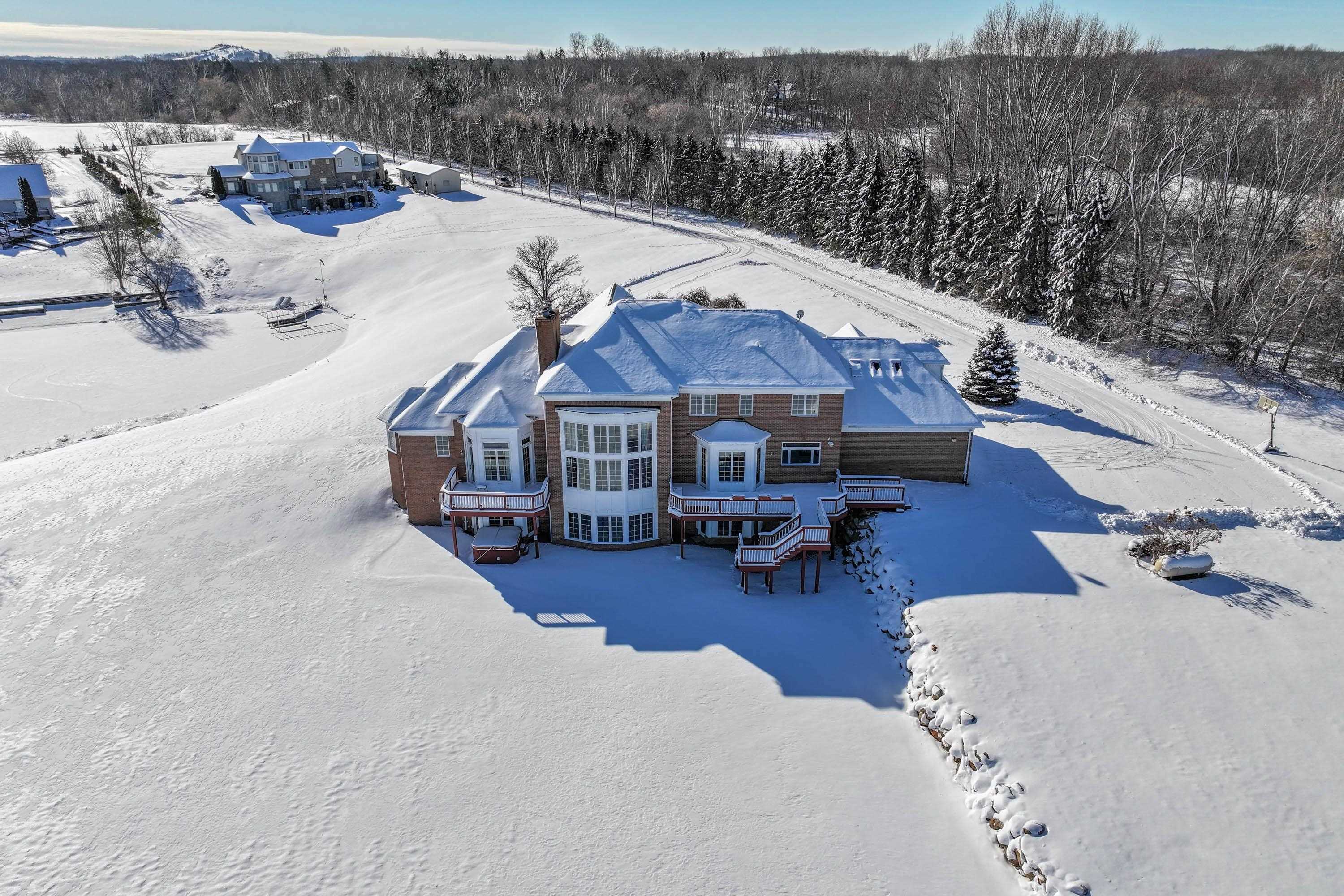 7441 Groveland Road Holly, MI 48442 - Photo 66 of 71 50123991-0f46288e-f029-4cfa-ac9b-817200c445dc.JPG