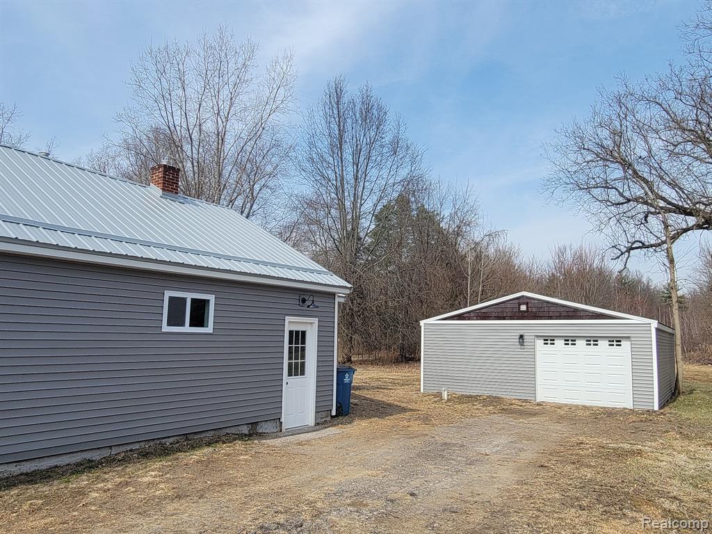 7064 West Vienna Road Clio, MI 48420 - Photo 10 of 12
