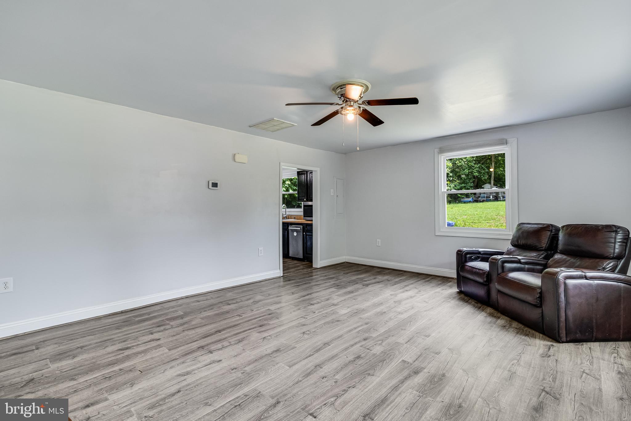 8595 Fairground Road Bel Alton, MD 20611 - Photo 4 of 33 Family room