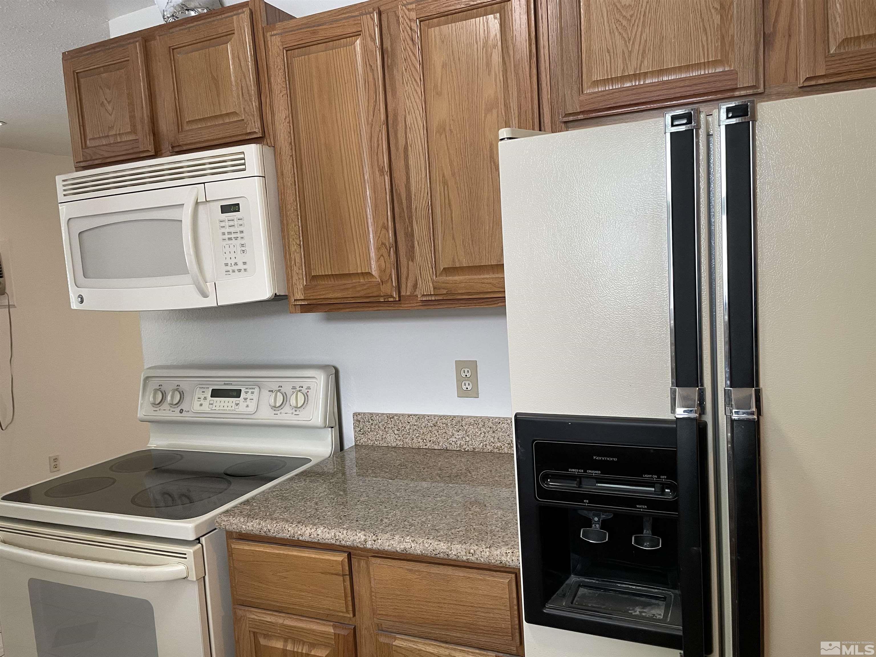 7680 Carlyle Drive Reno, NV 89506 - Photo 12 of 24 Photo 12