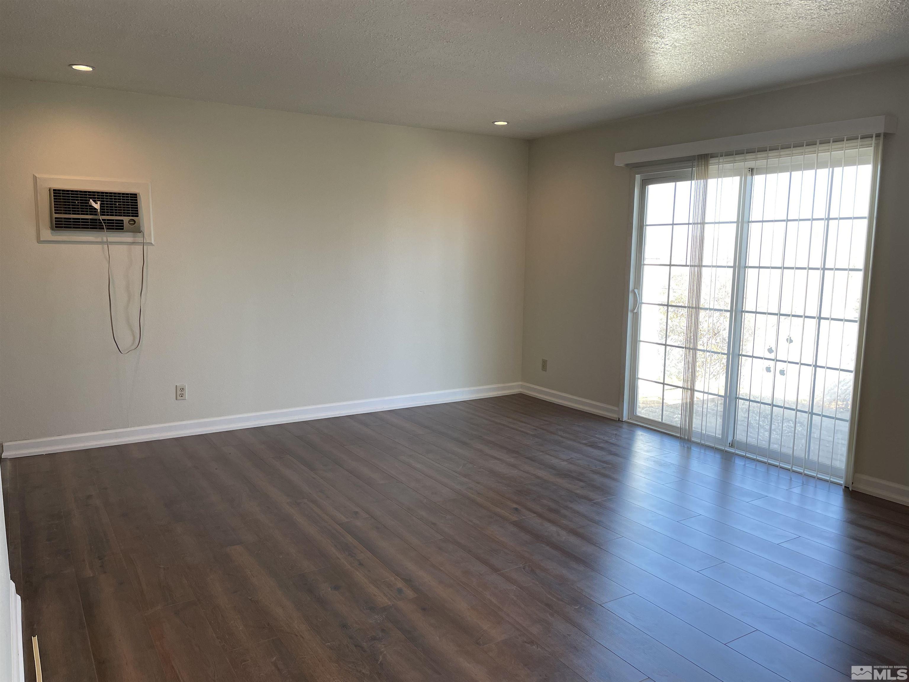 7680 Carlyle Drive Reno, NV 89506 - Photo 7 of 24 Photo 7