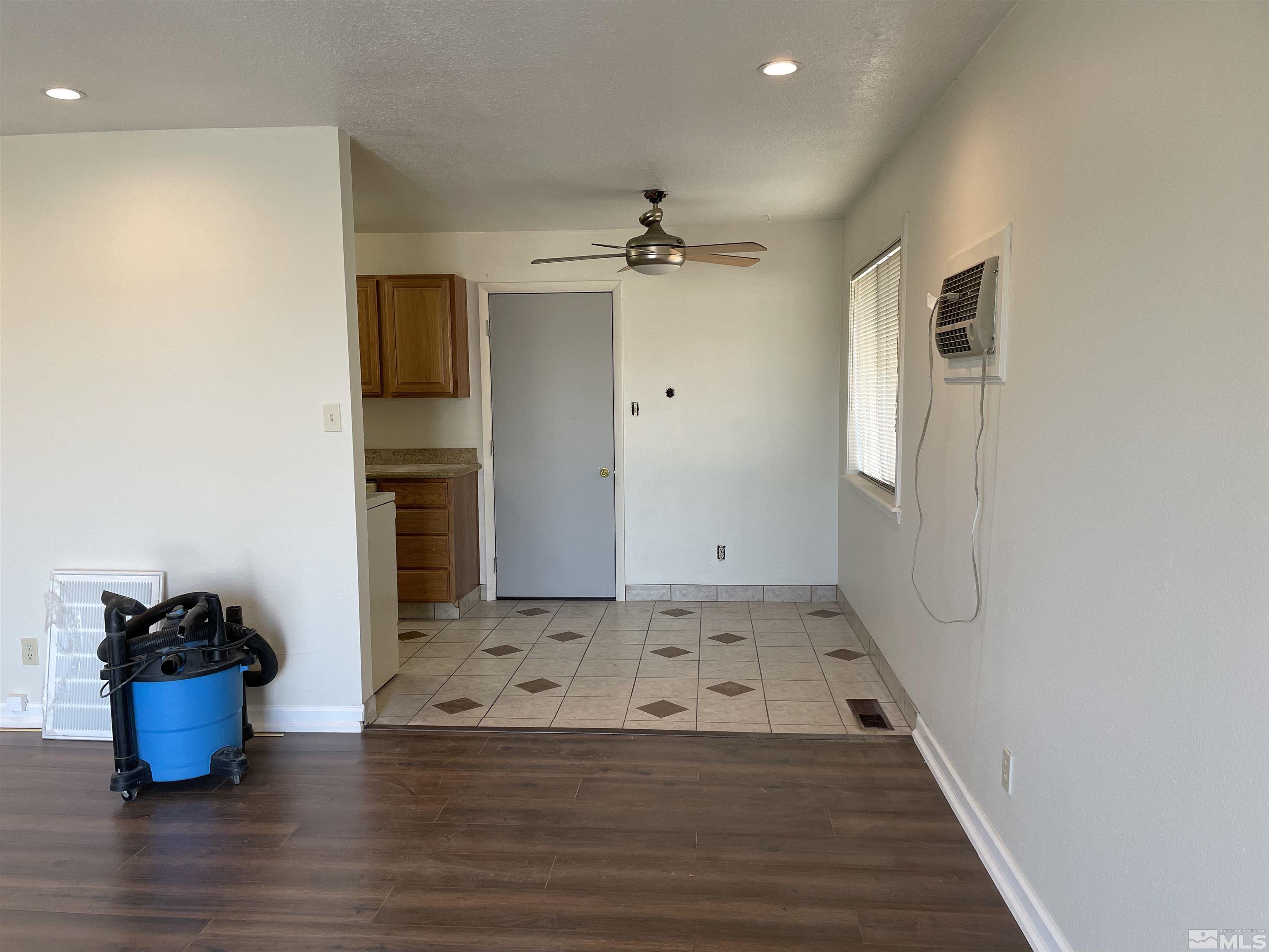 7680 Carlyle Drive Reno, NV 89506 - Photo 8 of 24 Photo 8