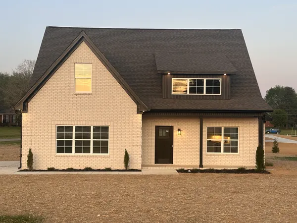 $499,900 | 608 Golf Club Drive, Smithville, TN 37166