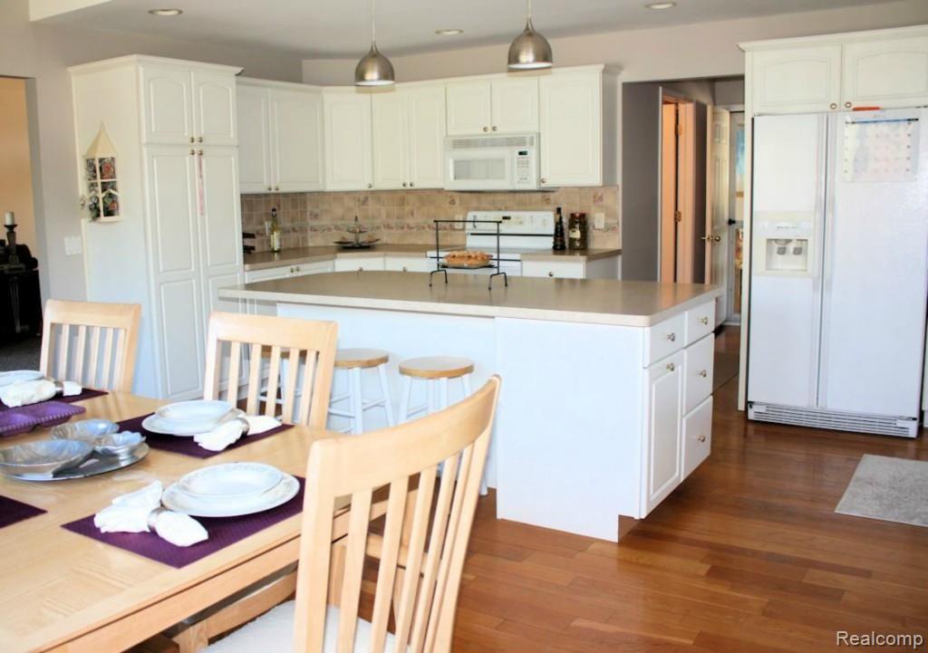 73246 Windmill Lane Romeo, MI 48065 - Photo 12 of 37 Kt4.jpg