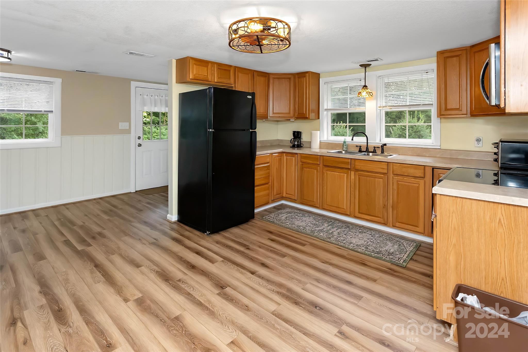1501 Hayes Road Columbus, NC 28722 - Photo 11 of 48 Gallery Image 11
