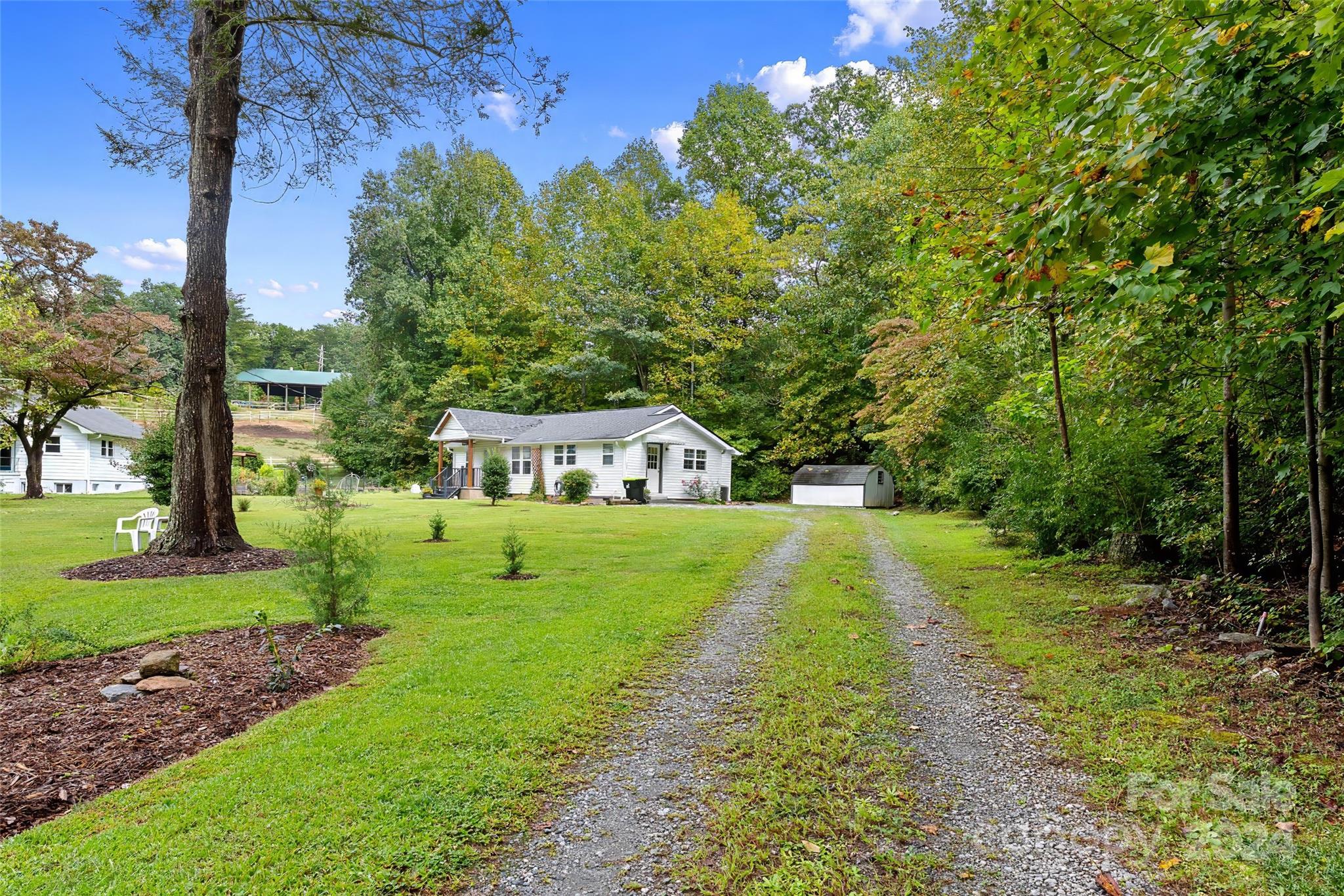 1501 Hayes Road Columbus, NC 28722 - Photo 2 of 48 Gallery Image 2