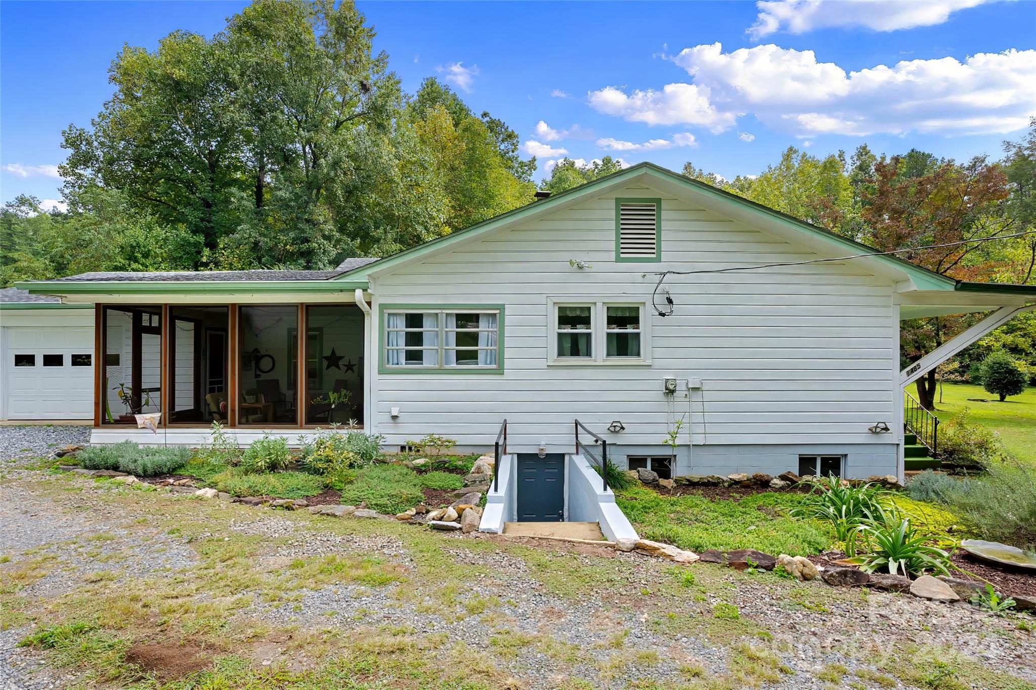 1501 Hayes Road Columbus, NC 28722 - Photo 43 of 48 Gallery Image 43