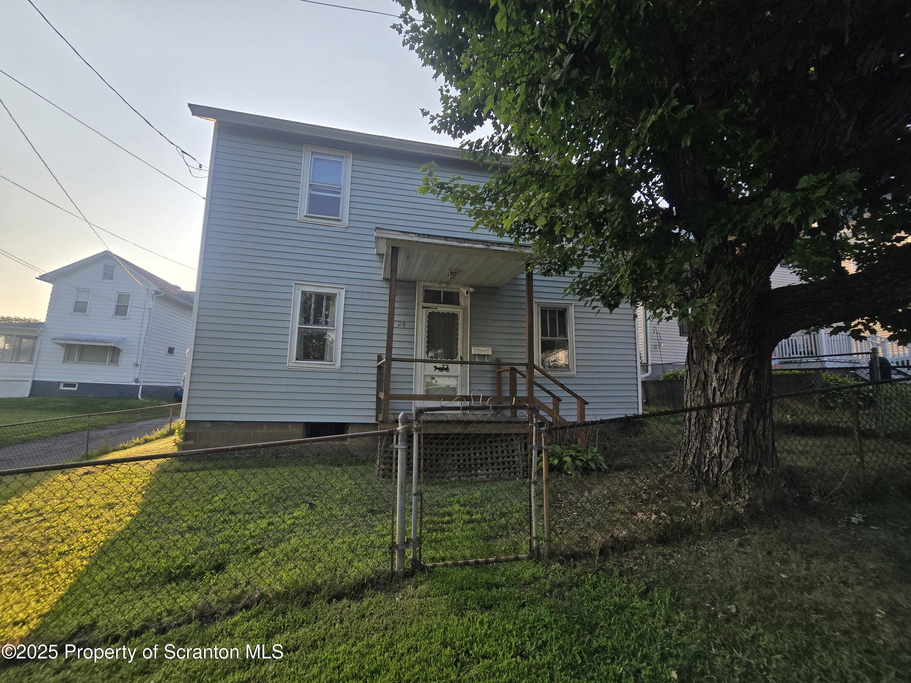24 Delaware Street Plains, PA 18705 - Photo 5 of 28 20250803_184914