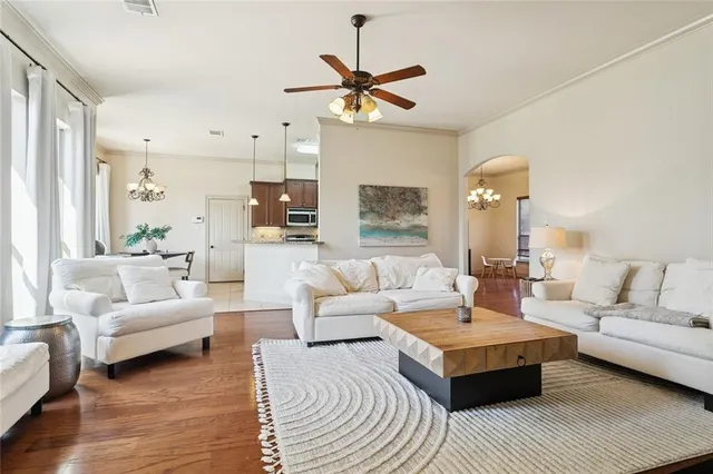 $2,250 | 233 Grand Oaks Drive, Madisonville, LA 70447