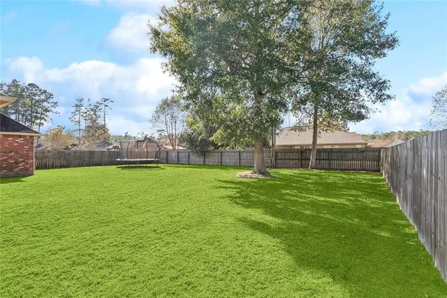 $2,250 | 233 Grand Oaks Drive, Madisonville, LA 70447