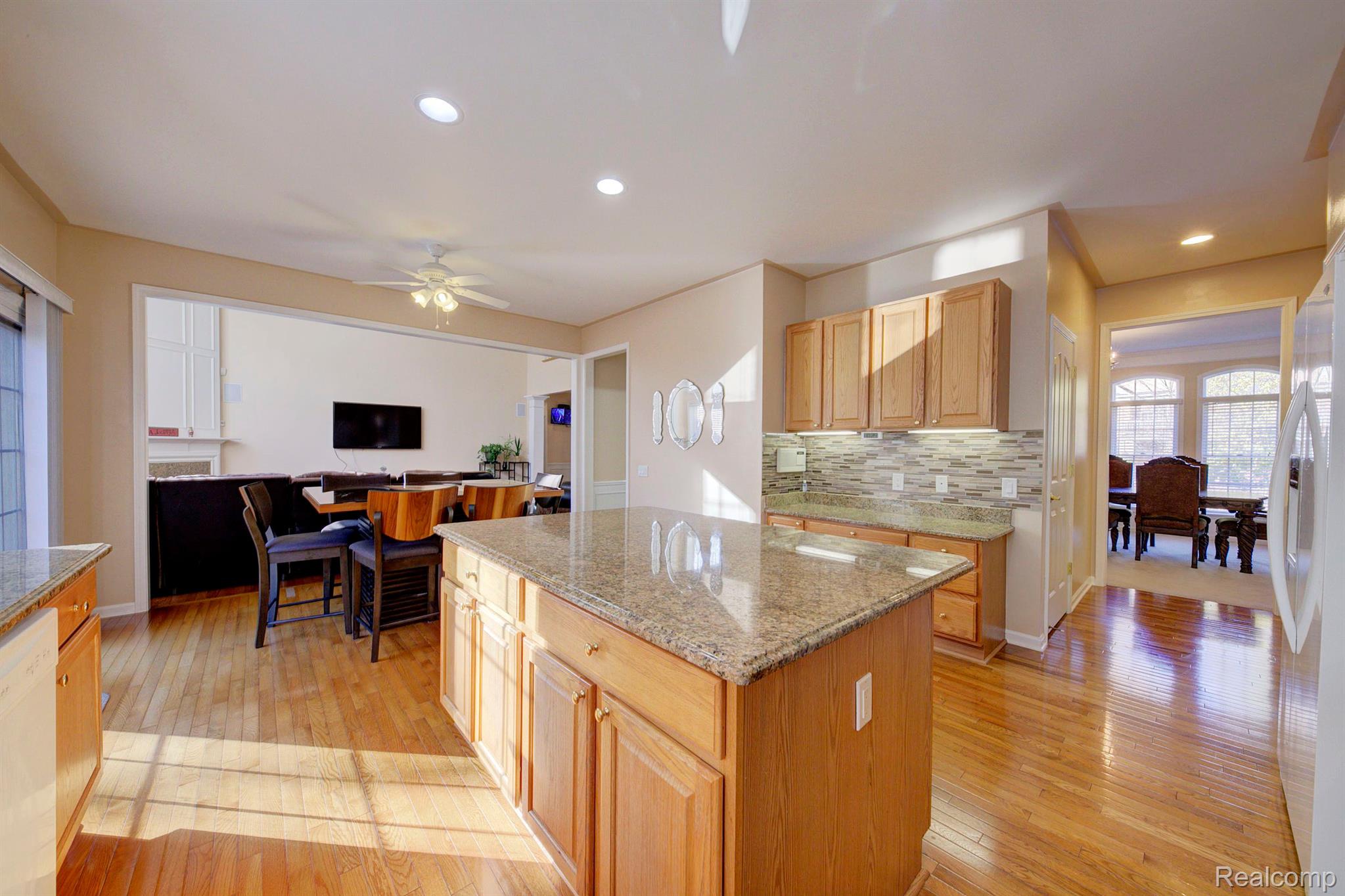 1789 Trinity Road Canton, MI 48187 - Photo 23 of 82 Gallery Image 23