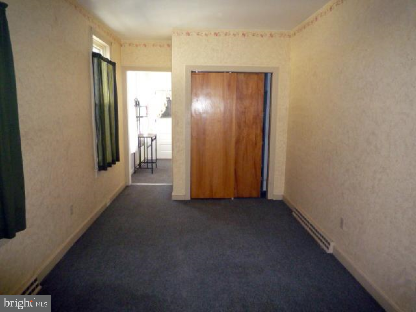1023 Spring Street Reading, PA 19604 - Photo 3 of 18 Gallery Image 3